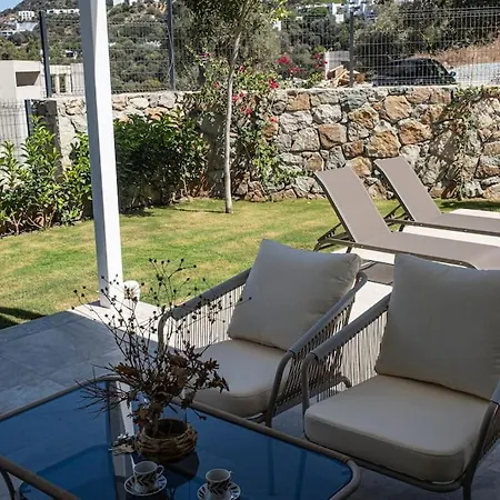 Al Mare Oezel Havuzlu * בודרום