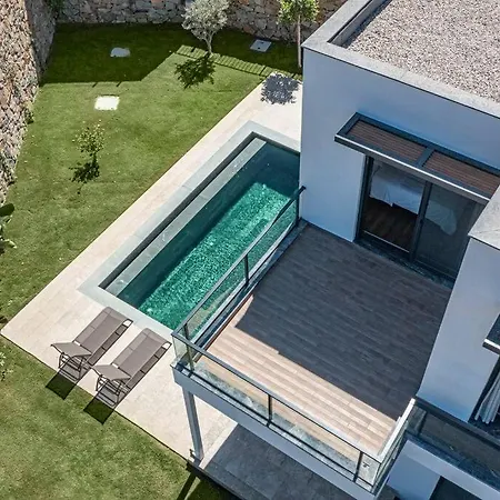 Al Mare Ozel Havuzlu